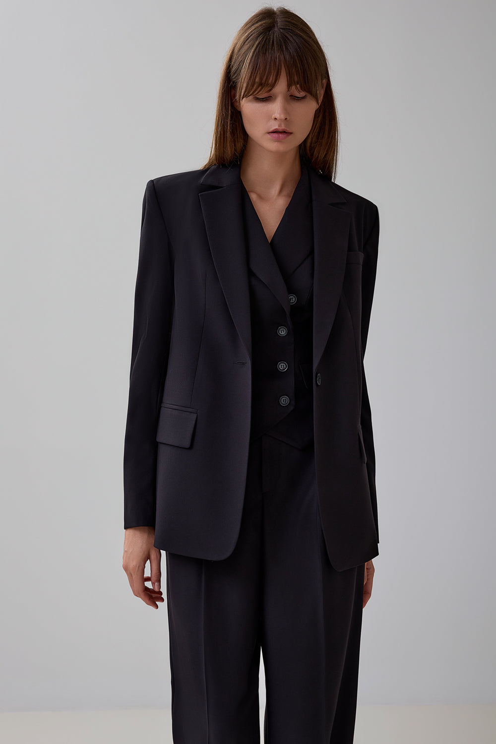 Tailored Single-Breasted Blazer