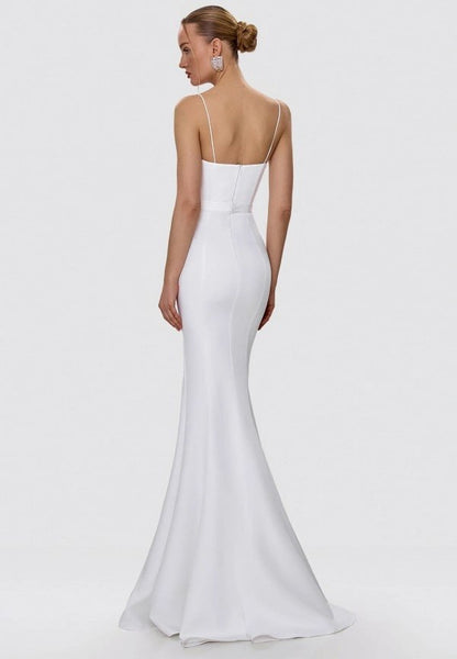 Maxi dress with sweetheart neckline