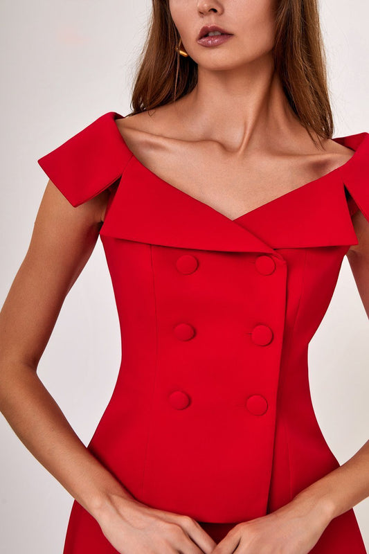 Double-breasted vest with a large collar