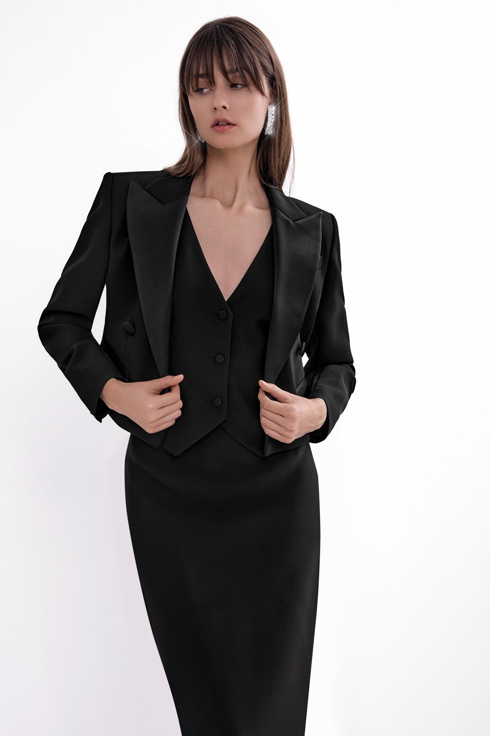 Short double-breasted jacket