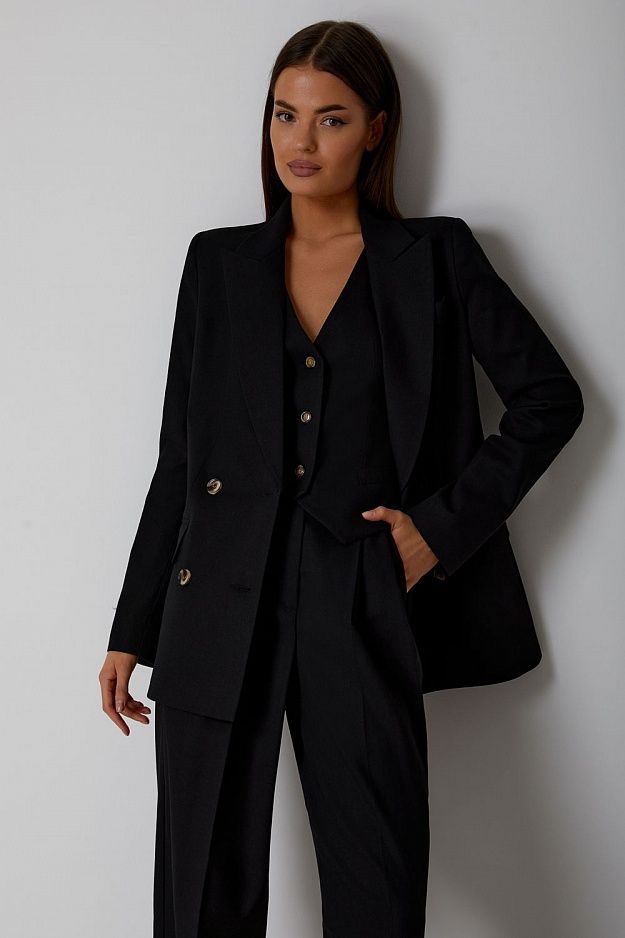 Straight cut trousers
