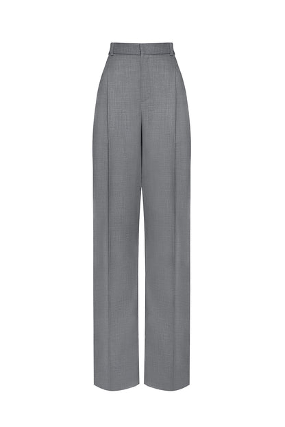 Loose-fitting trousers