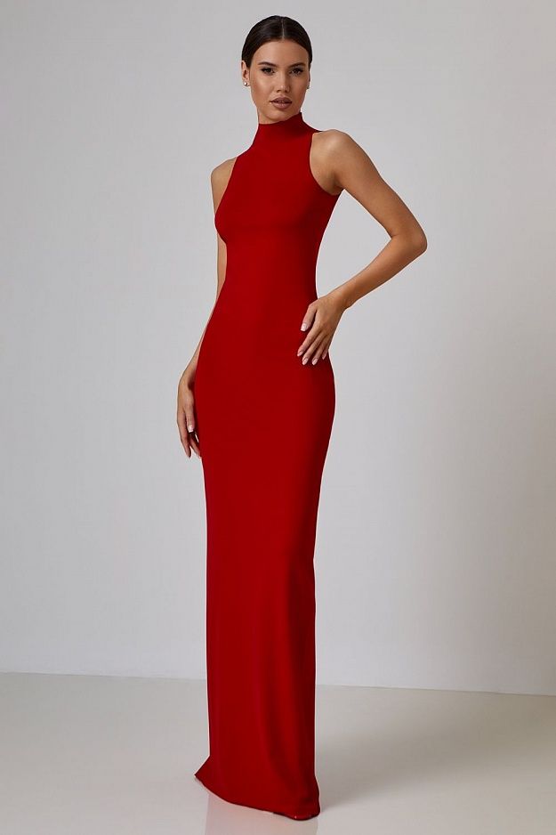 Elegant Floor-Length Gown