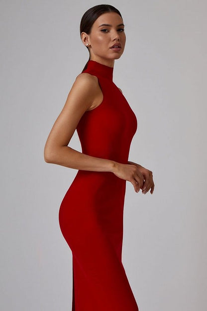 Elegant Floor-Length Gown