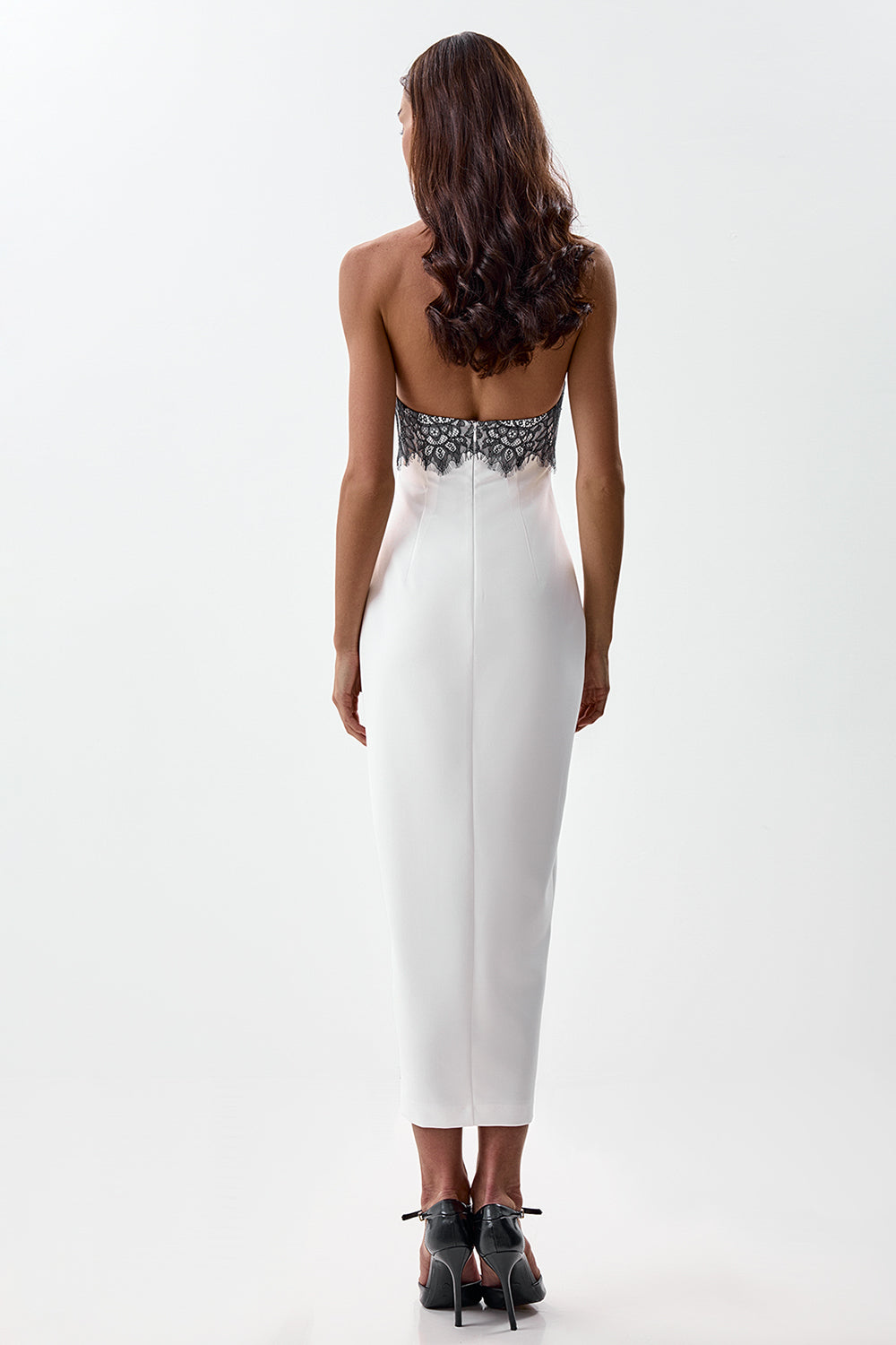 Midi dress with a lace bodice
