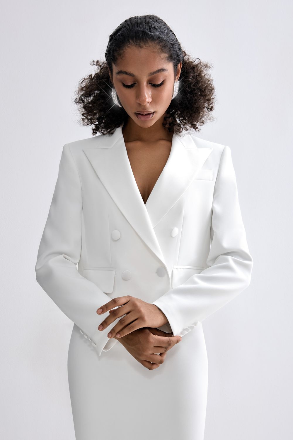 Short double-breasted jacket
