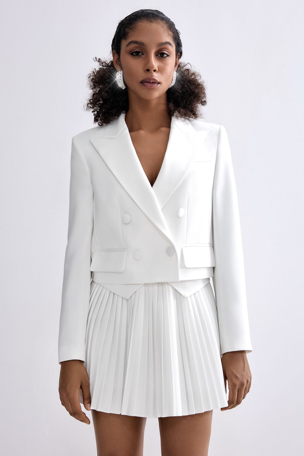 Short double-breasted jacket
