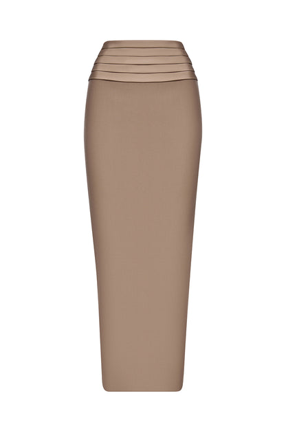 Skirt with decorative belt