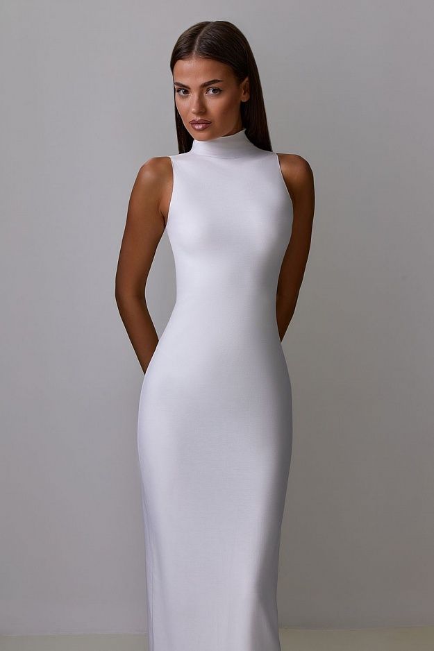 Elegant Floor-Length Gown
