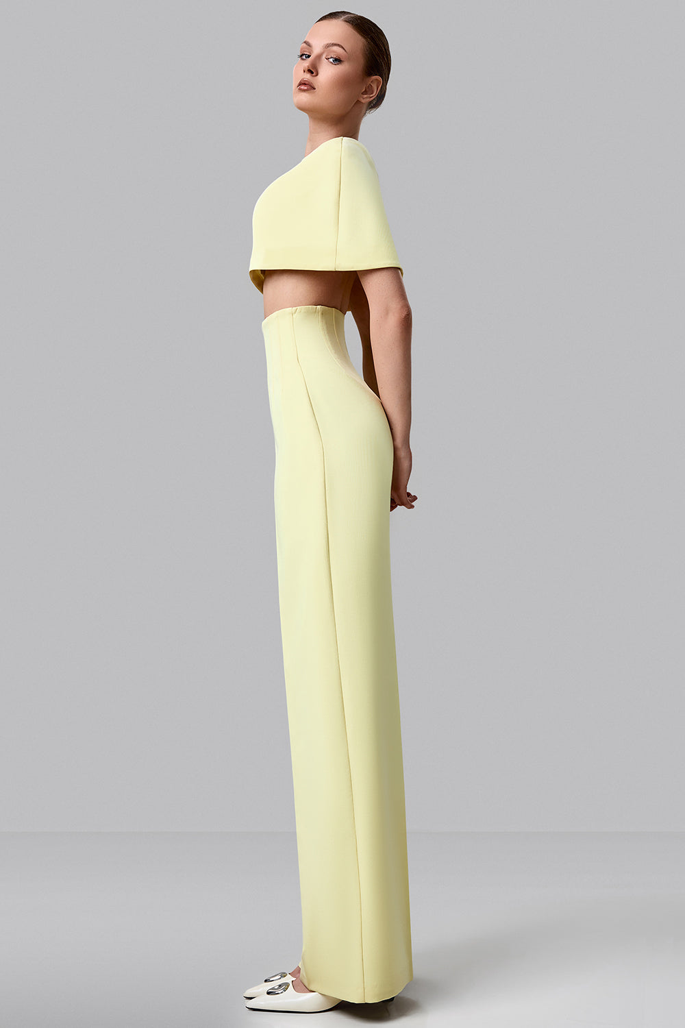 Cropped Cape with Round Neckline