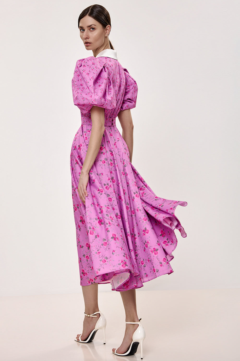 Midi Dress with a Satin Collar