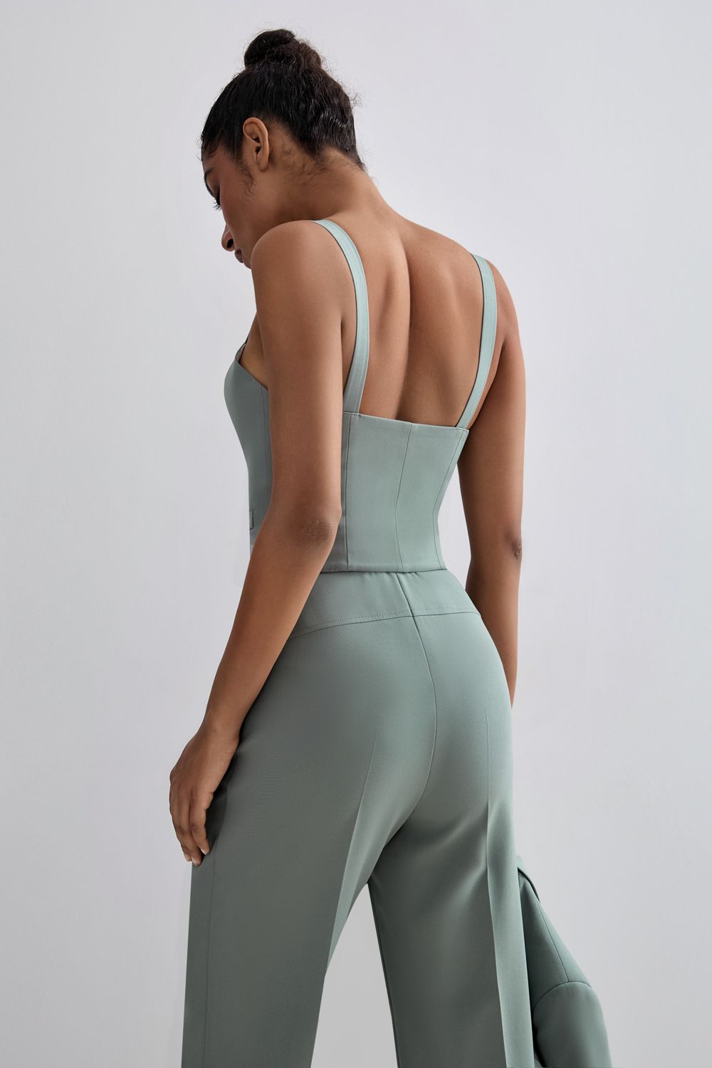 Vest with straps