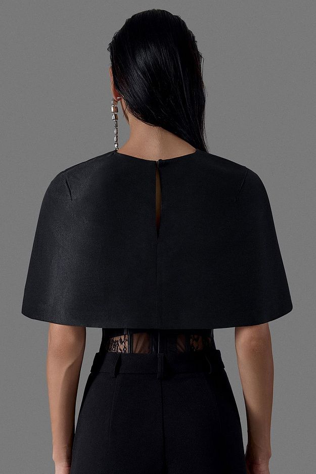 Shortened cape