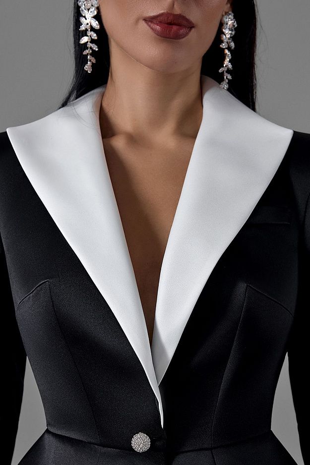 Tailored Blazer with Contrast Lapels