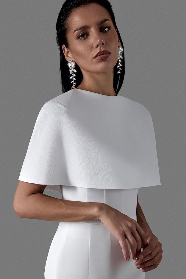 Shortened cape