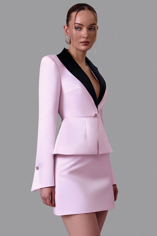 Tailored Blazer with Contrast Lapels