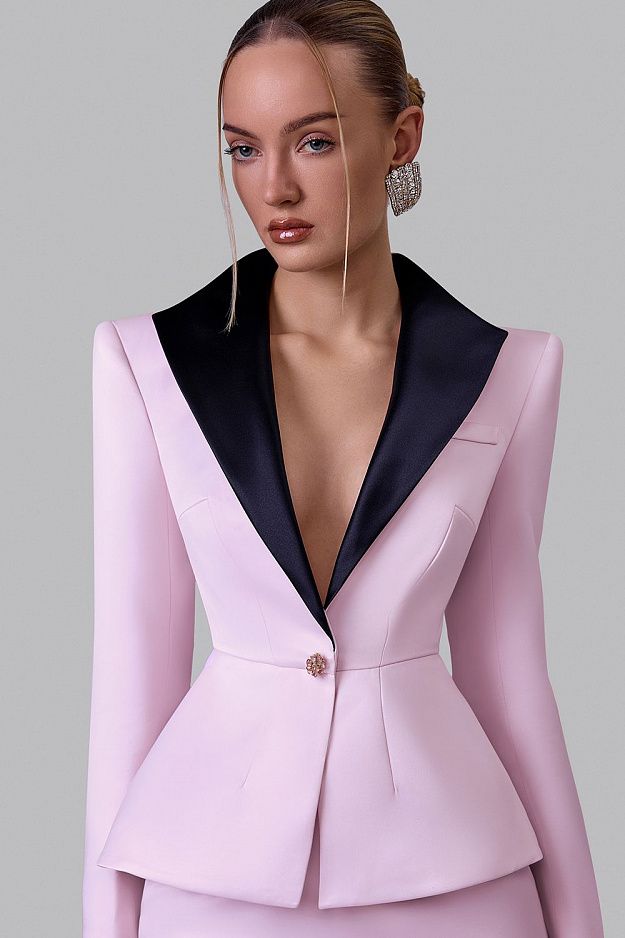 Tailored Blazer with Contrast Lapels