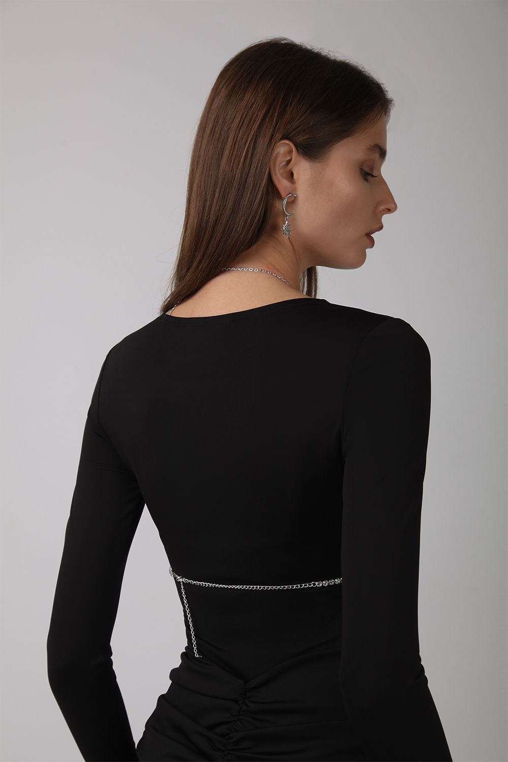 Neck and body jewelry