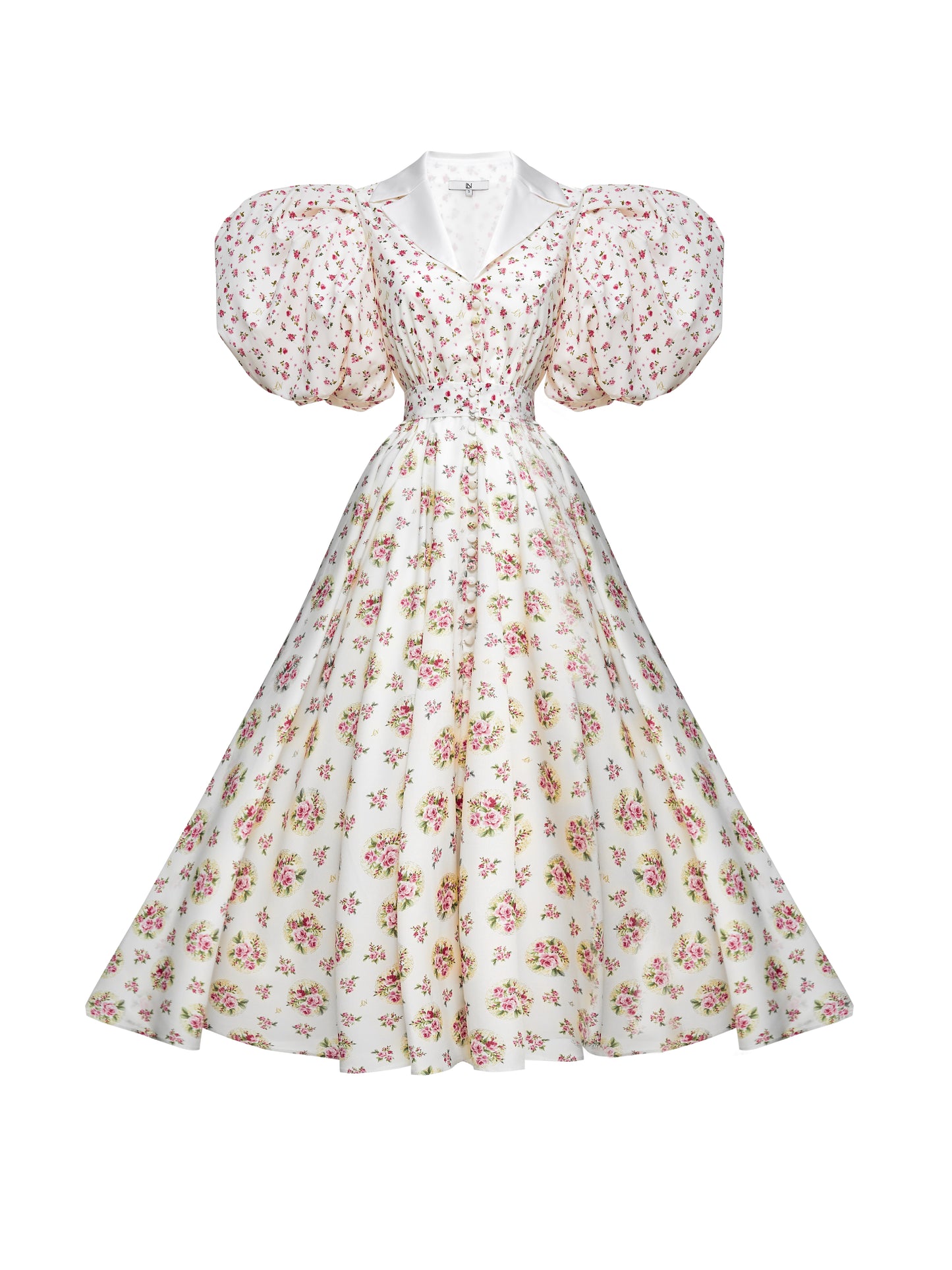 Dress with a satin collar