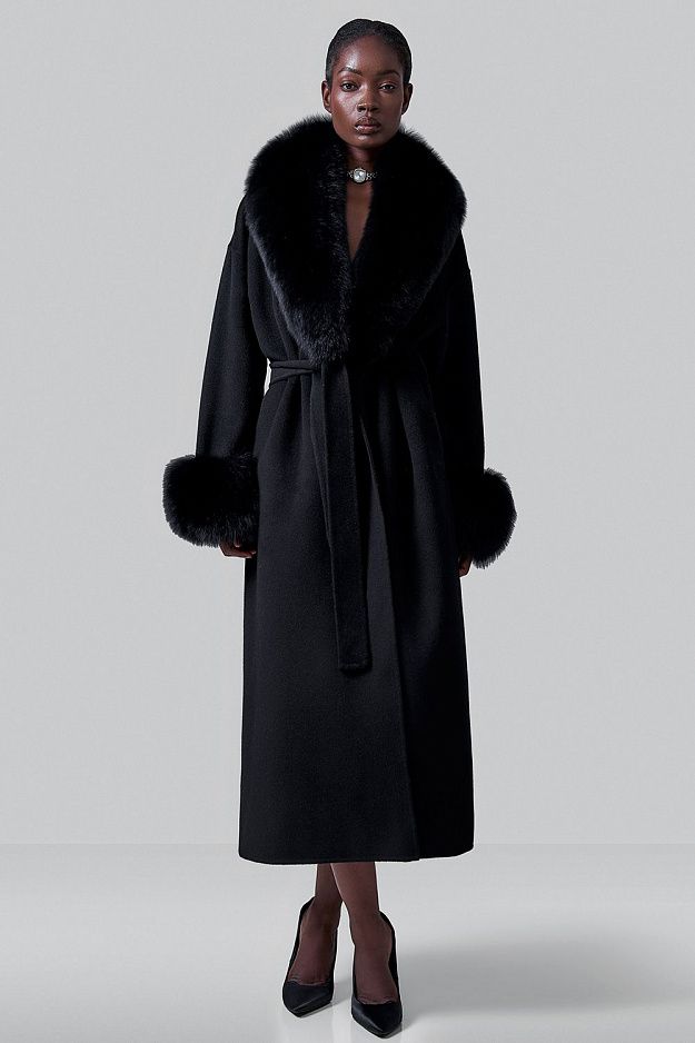100% Wool Coat with Detachable Arctic Fox Fur
