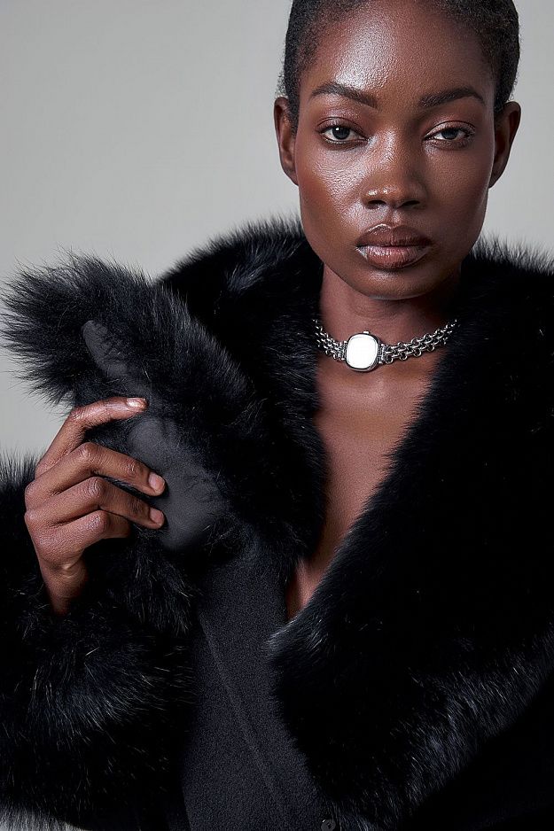 100% Wool Coat with Detachable Arctic Fox Fur