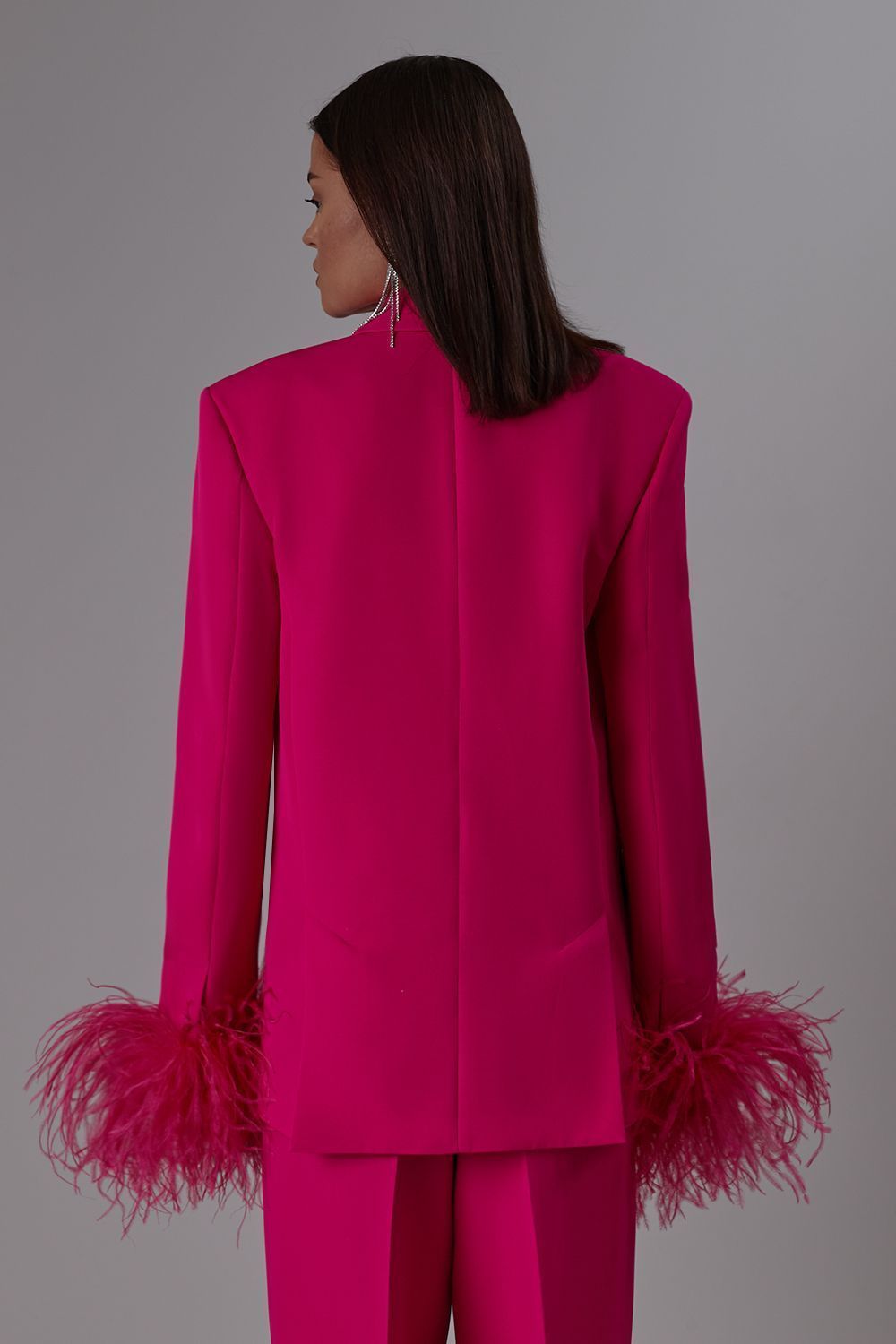 Jacket with feathers on the sleeves